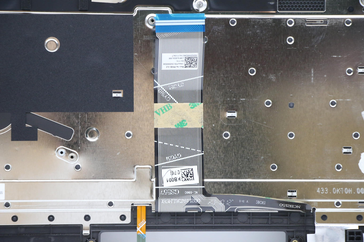 Lenovo Cover Upper Case Asm_Slv W 82H - 5CB1B96326