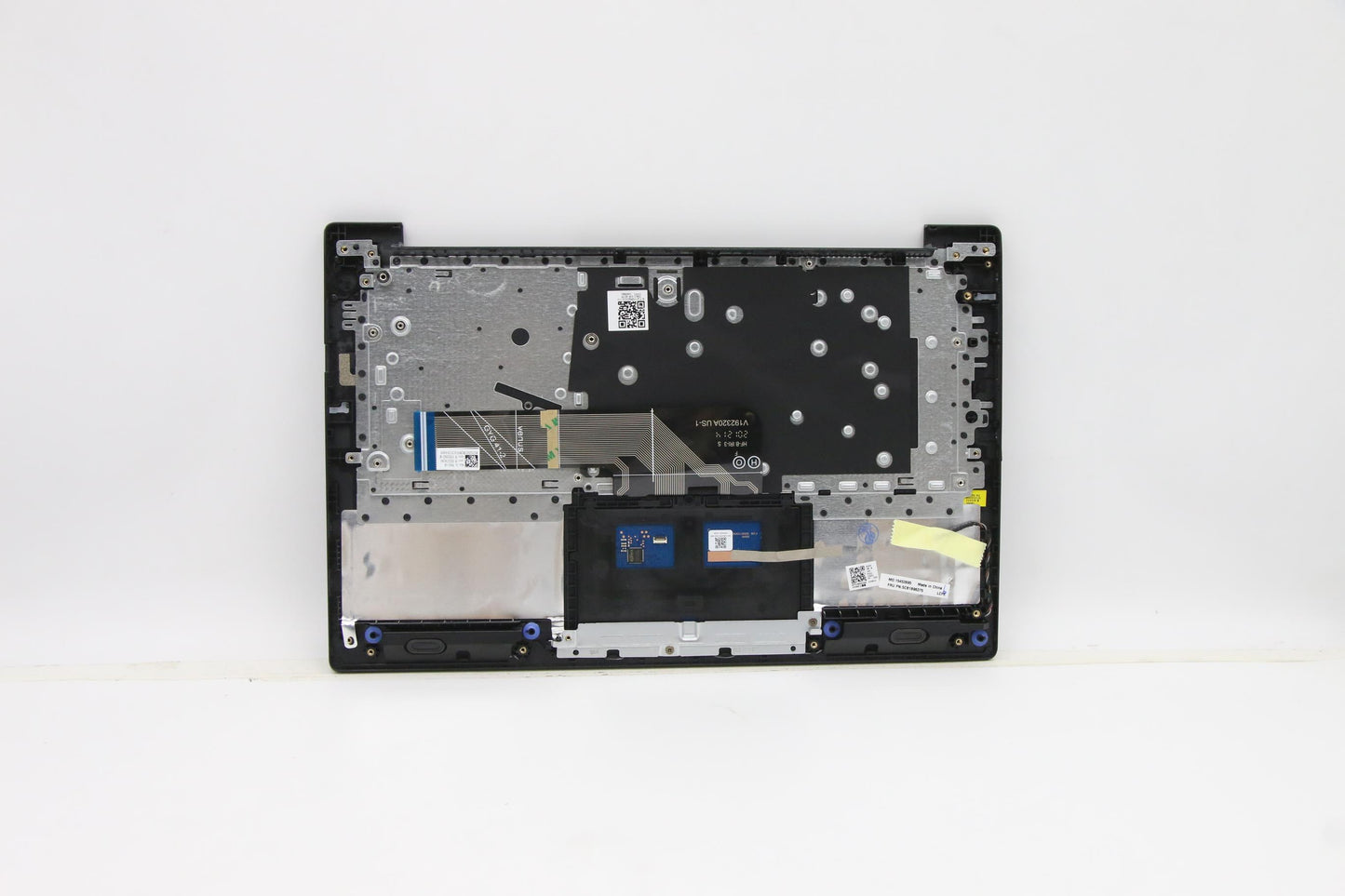 Lenovo Cover Upper Case Asm_Ara L82Ka - 5CB1B96375