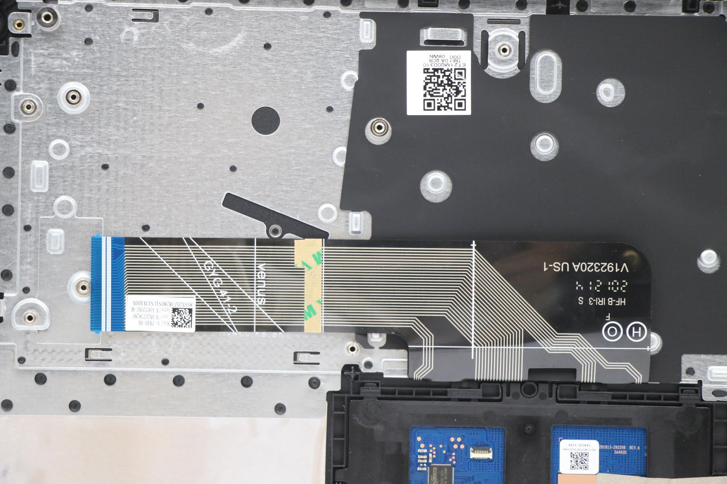 Lenovo Cover Upper Case Asm_Ara L82Ka - 5CB1B96375