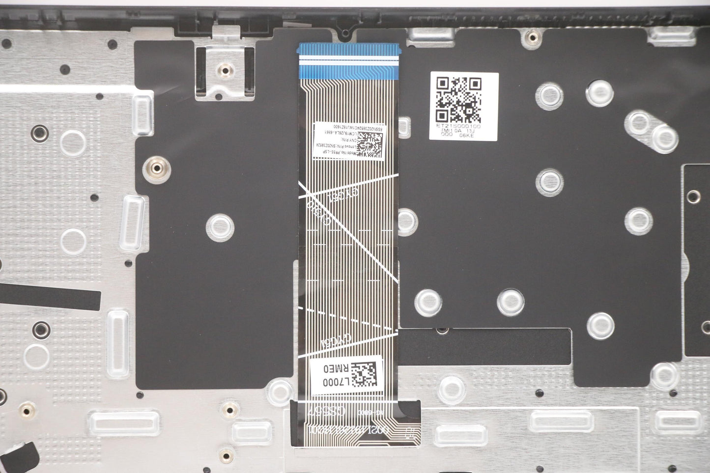 Lenovo Cover Upper Case Asm_La Spa L8 - 5CB1B96466
