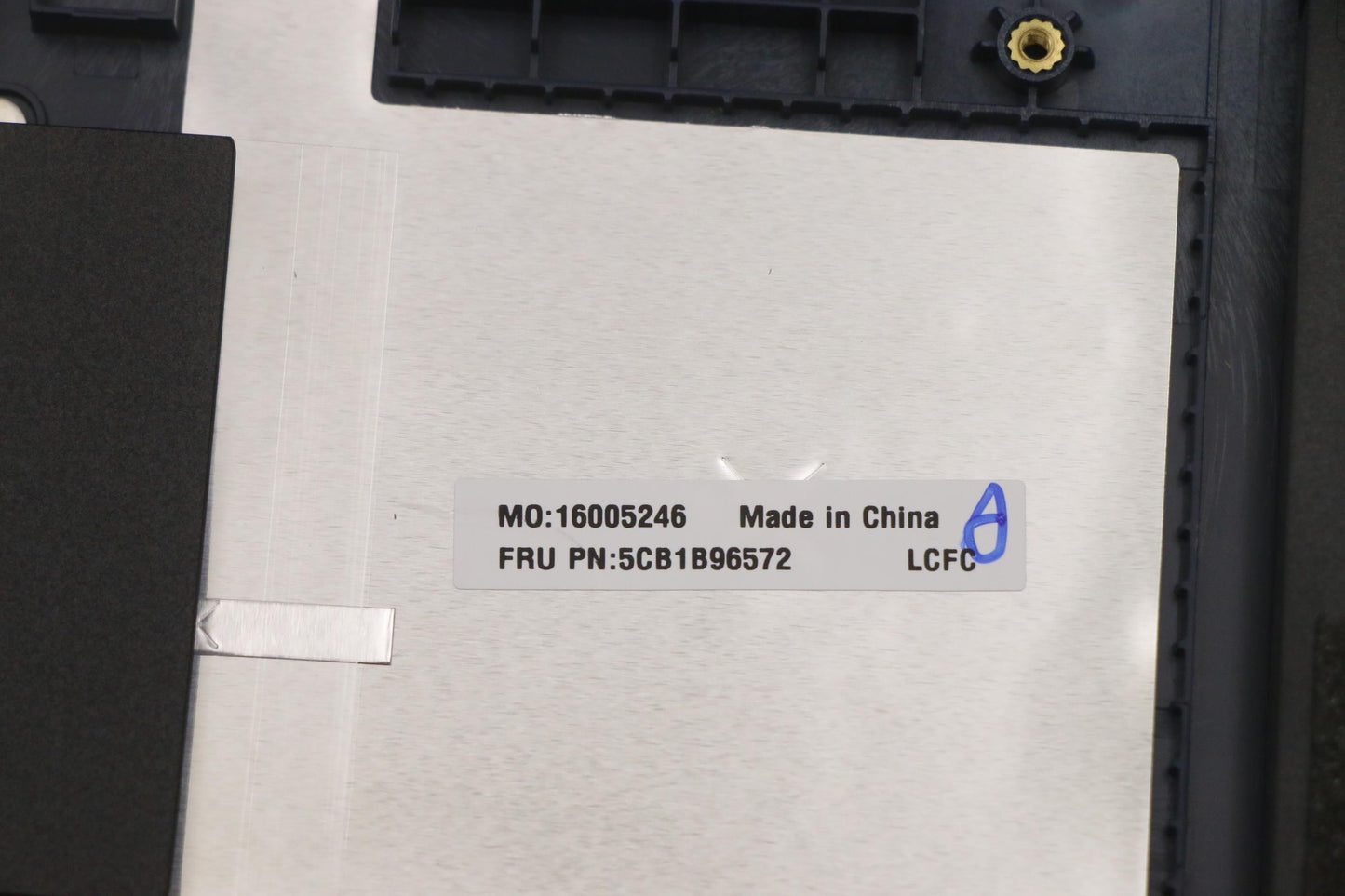 Lenovo Cover Upper Case Asm_Uke L82H9 - 5CB1B96572