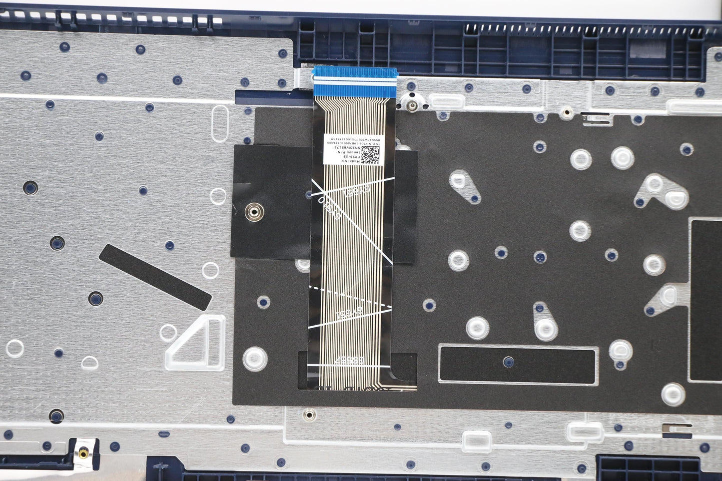 Lenovo Cover Upper Case Asm_Eng L82H9 - 5CB1B96574
