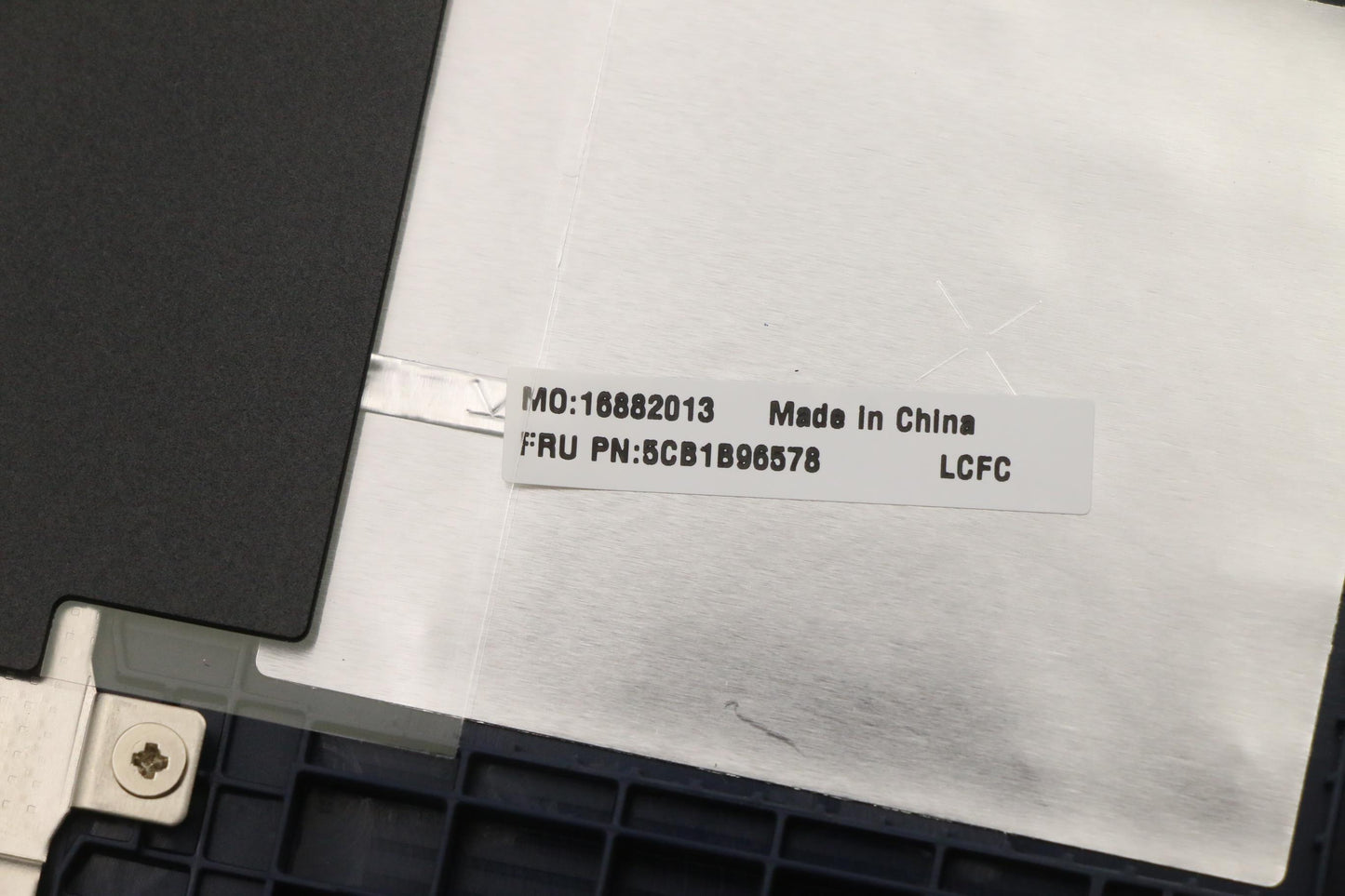 Lenovo Cover Upper Case Asm_Bel L82H9 - 5CB1B96578