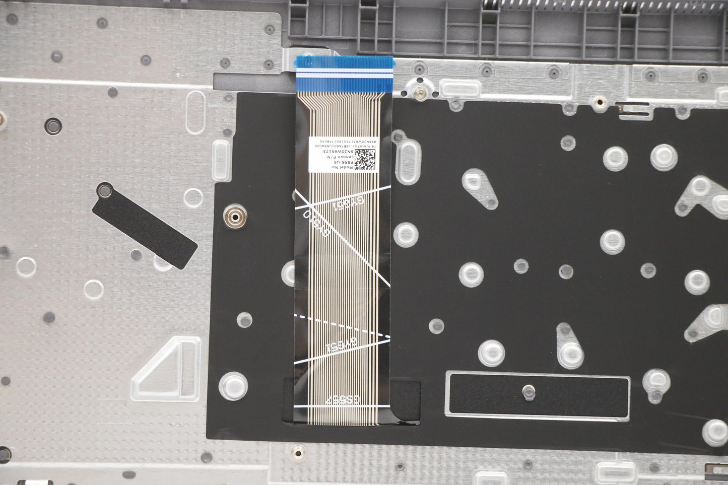 Lenovo Cover Upper Case Asm_Eng L82H9 - 5CB1B96605
