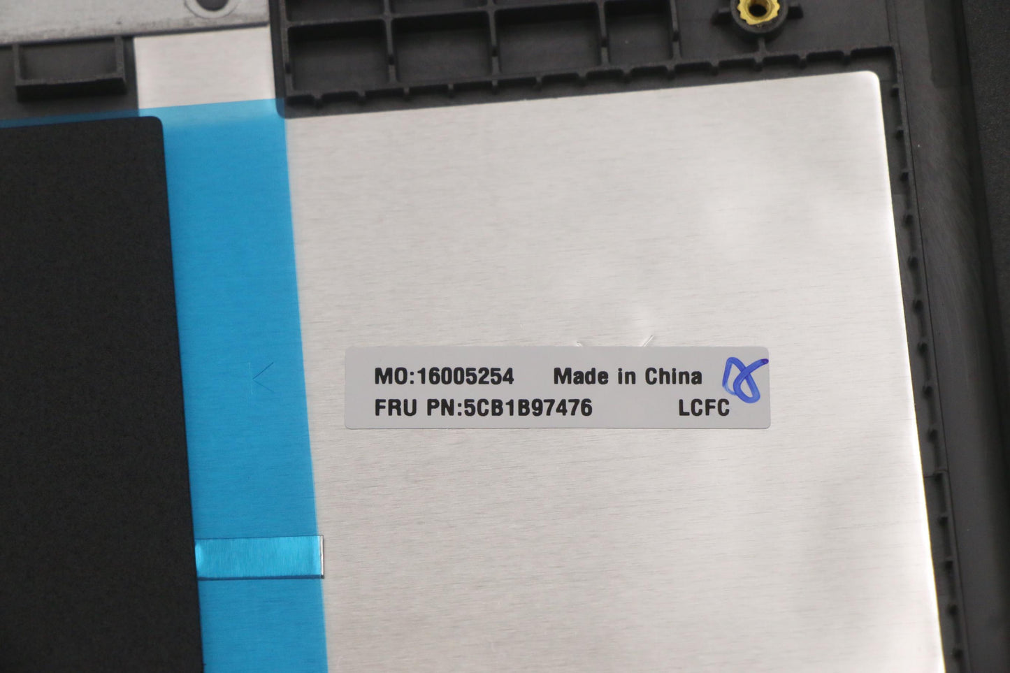 Lenovo Cover Upper Case Asm_Spa L82H9 - 5CB1B97476
