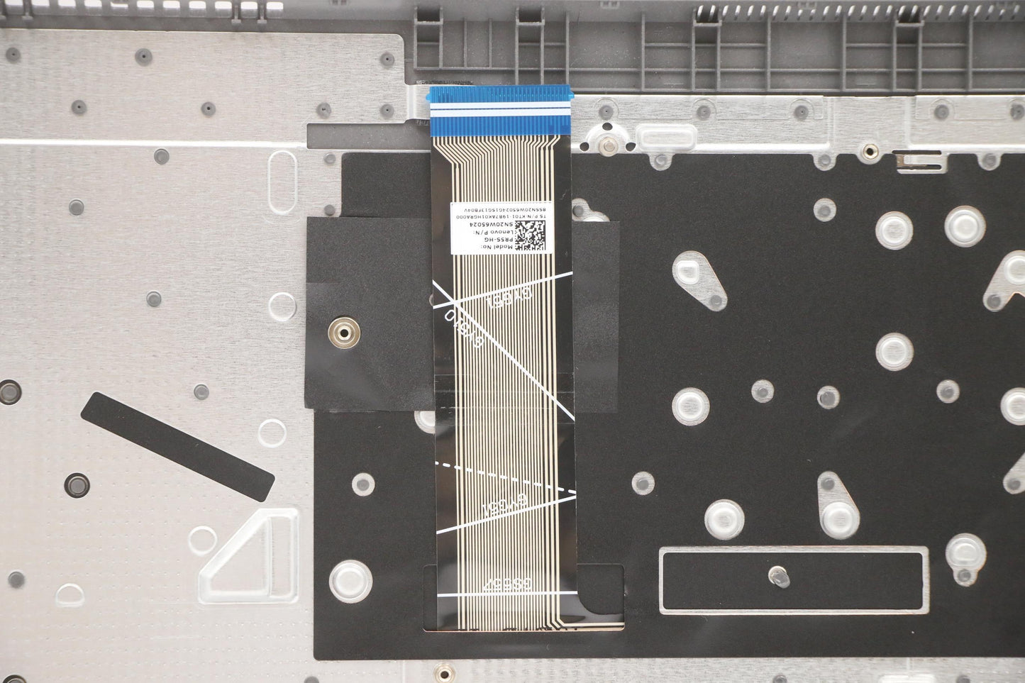 Lenovo Cover Upper Case Asm_Hun L82H9 - 5CB1B97591