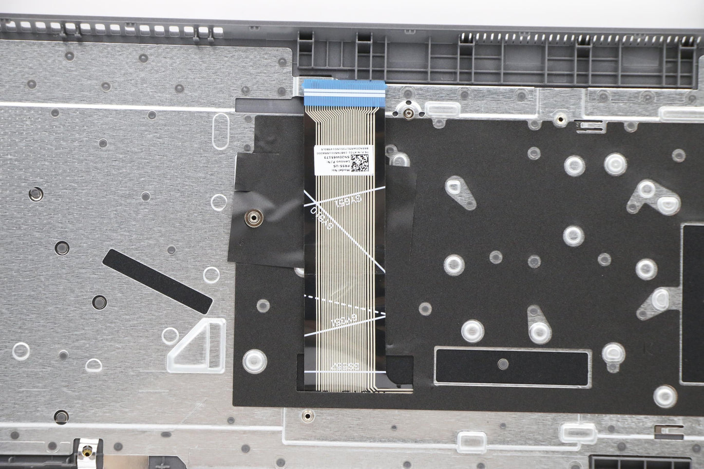 Lenovo Cover Upper Case Asm_Eng L82H9 - 5CB1B97607