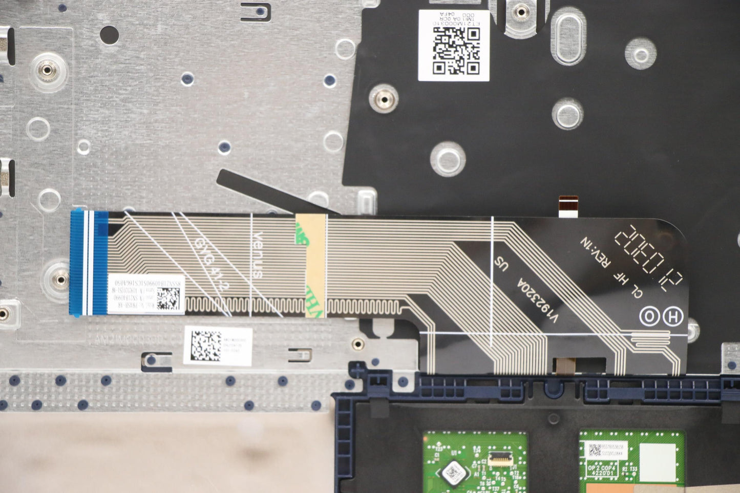 Lenovo Cover Upper Case Asm_Ara L82H7 - 5CB1B97615