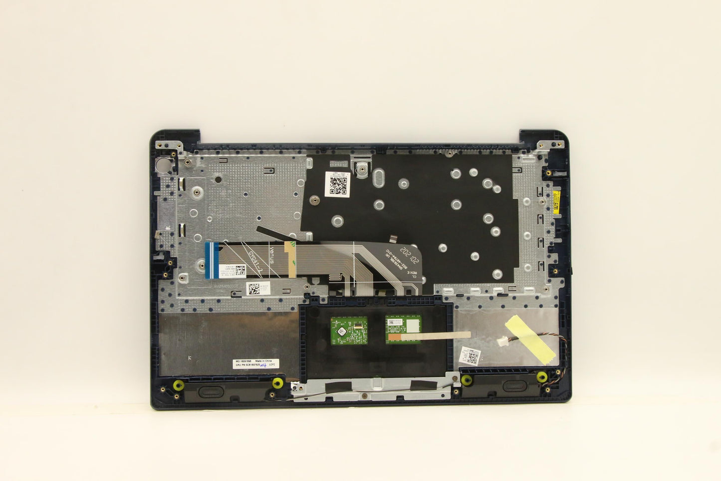 Lenovo Cover Upper Case Asm_Ger L82H7 - 5CB1B97625