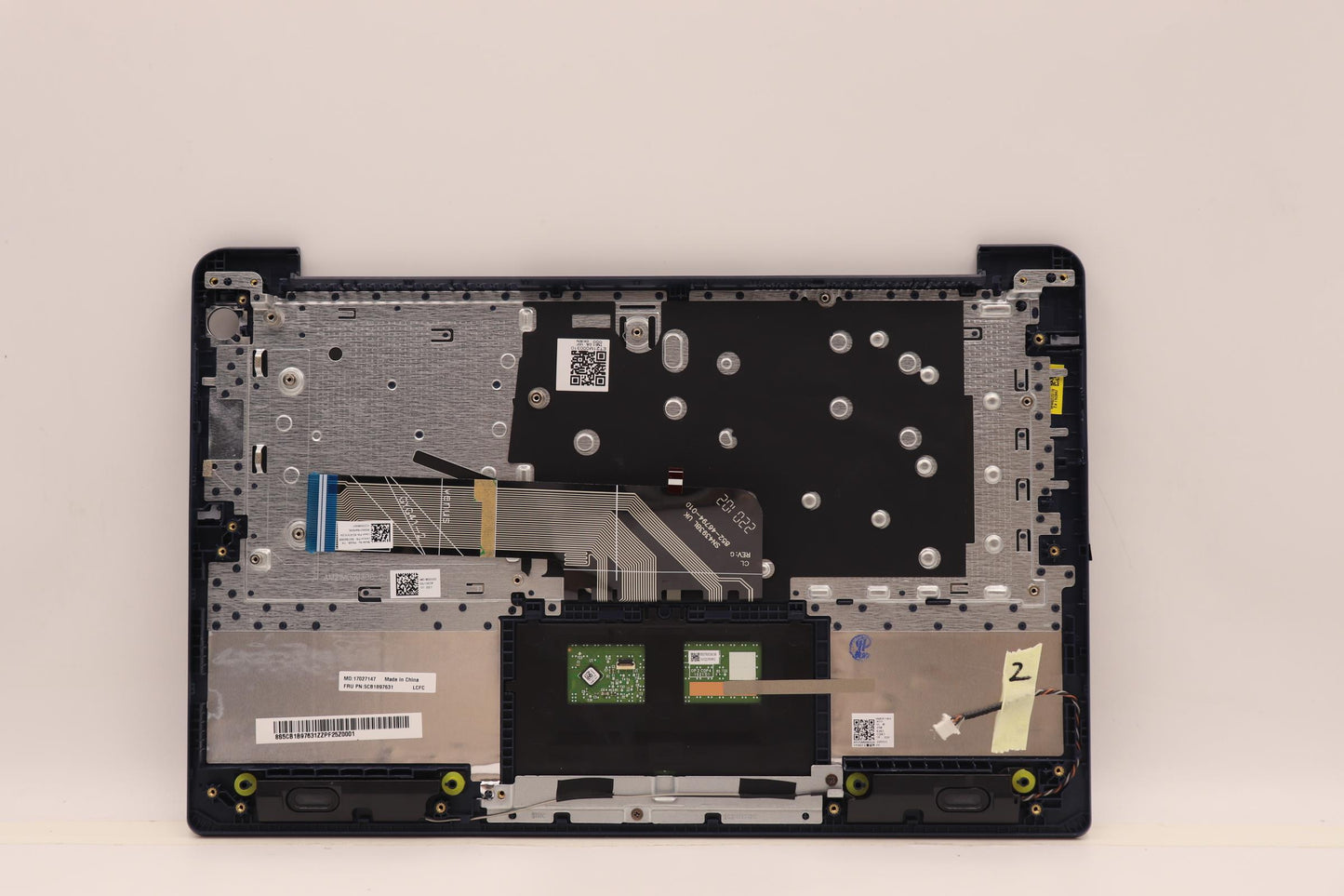Lenovo Cover Upper Case Asm_Ita L82H7 - 5CB1B97631
