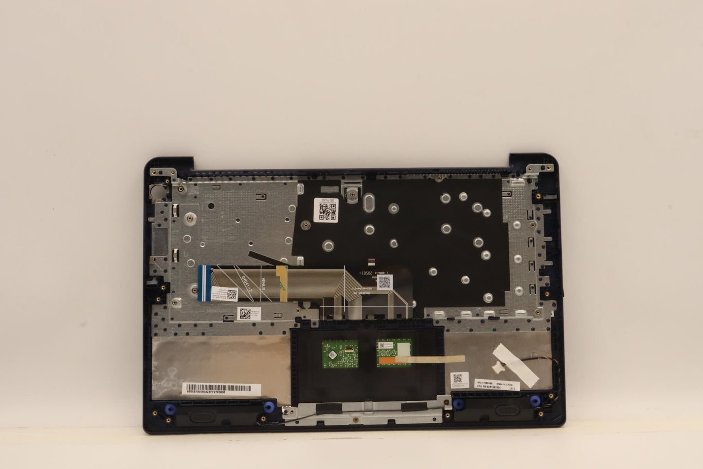 Lenovo Cover Upper Case Asm_La Spa L8 - 5CB1B97634