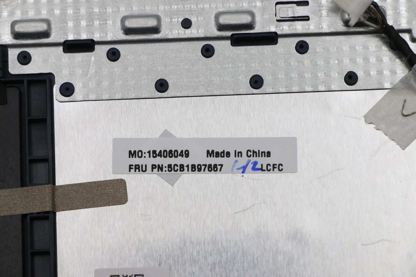 Lenovo Cover Upper Case Asm_Bel L82H7 - 5CB1B97667
