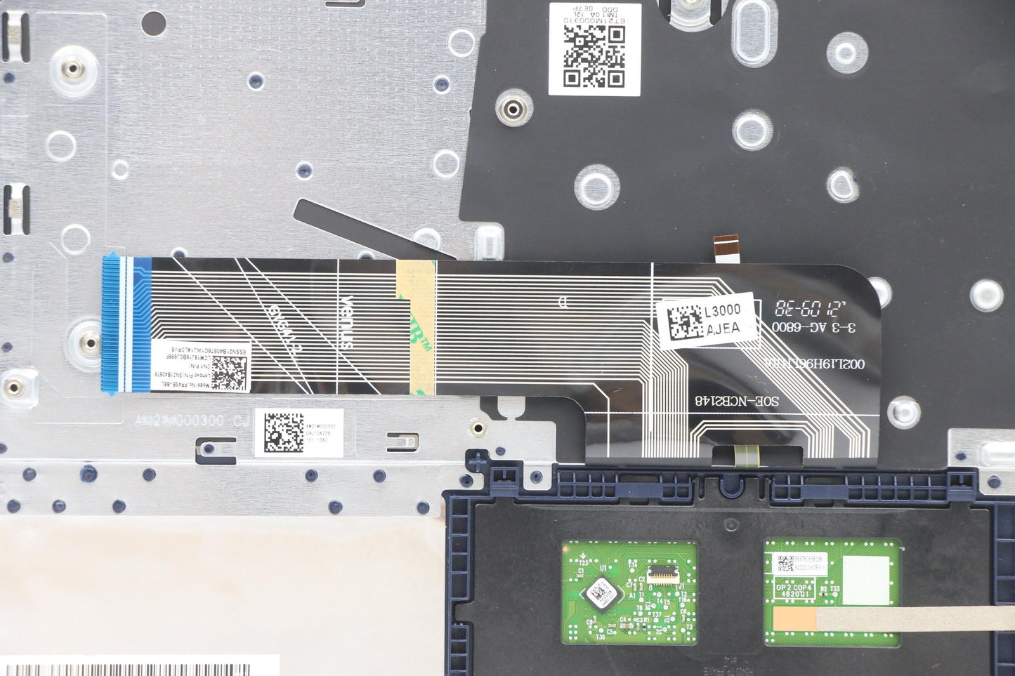 Lenovo Cover Upper Case Asm_Bel L82H7 - 5CB1B97679