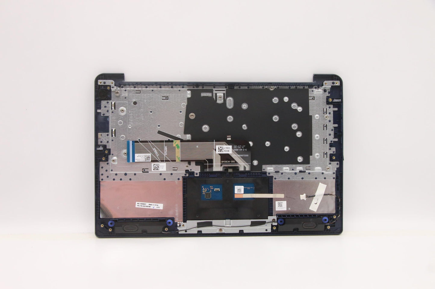 Lenovo Cover Upper Case Asm_Bul L82H7 - 5CB1B97681