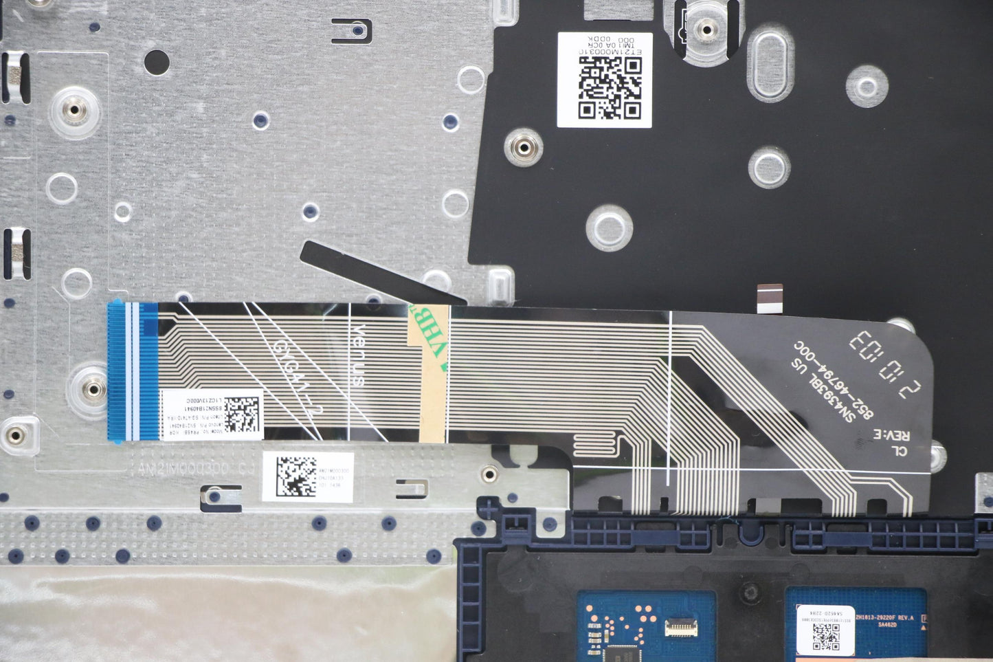 Lenovo Cover Upper Case Asm_Kor L82H7 - 5CB1B97696