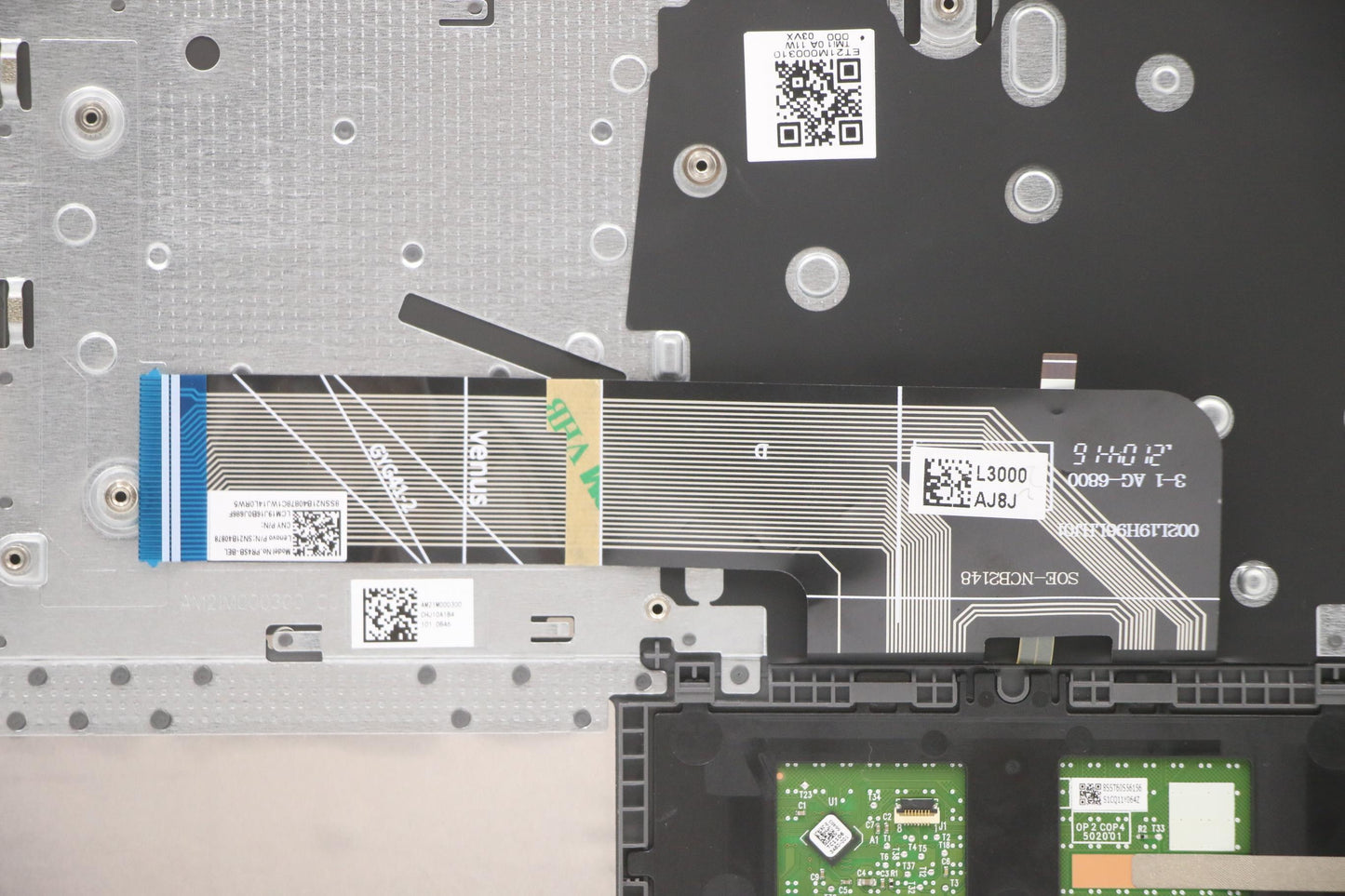 Lenovo Cover Upper Case Asm_Bel L82H7 - 5CB1B97792