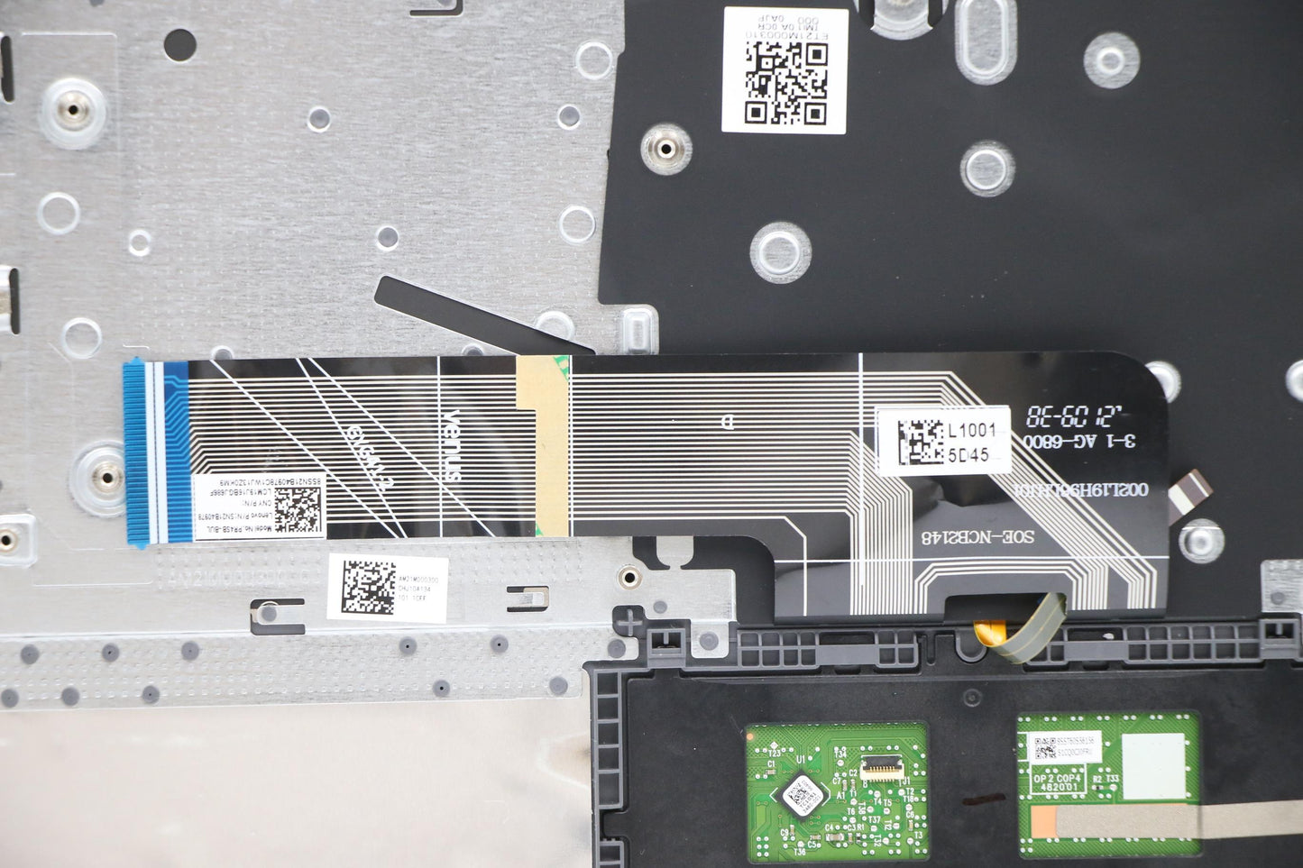 Lenovo Cover Upper Case Asm_Bul L82H7 - 5CB1B97794