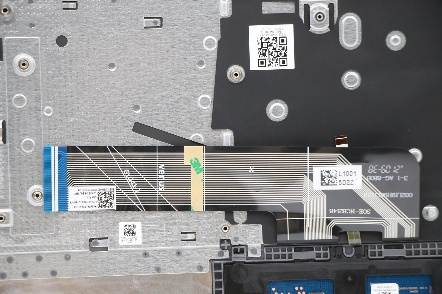 Lenovo Cover Upper Case Asm_Bul L82H7 - 5CB1C04397