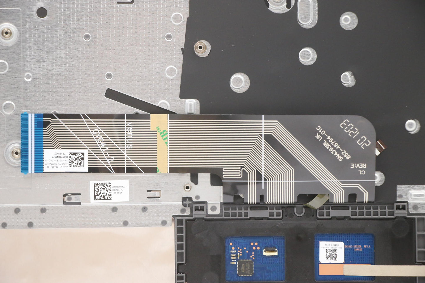 Lenovo Cover Upper Case Asm_Ger L82H7 - 5CB1C04404