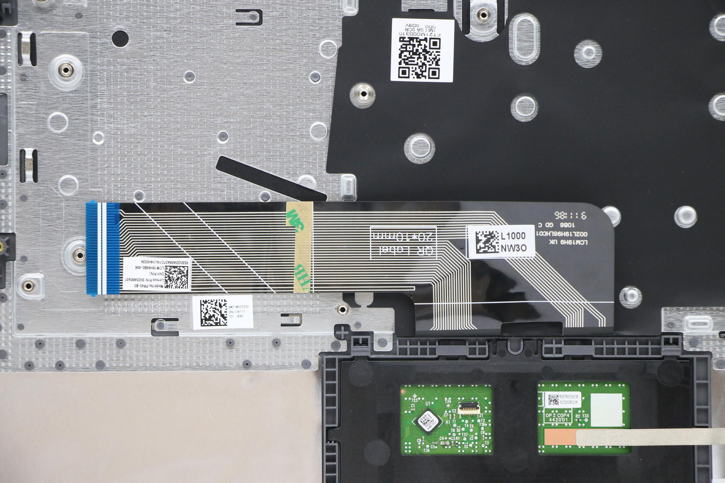 Lenovo Cover Upper Case Asm_Bel L82H7 - 5CB1C04446