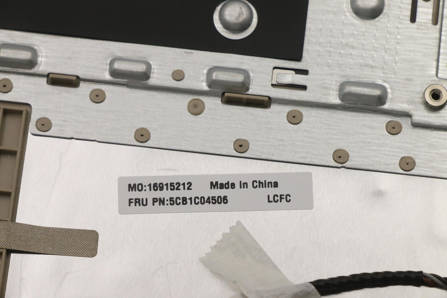 Lenovo Cover Upper Case Asm_Usa Engl8 - 5CB1C04506
