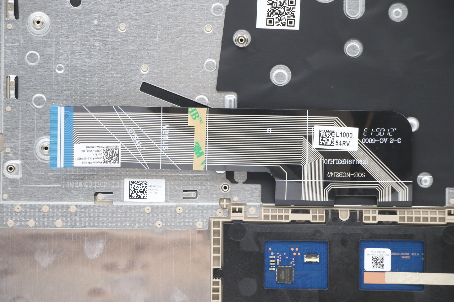 Lenovo Cover Upper Case Asm_Eng L82H7 - 5CB1C04570