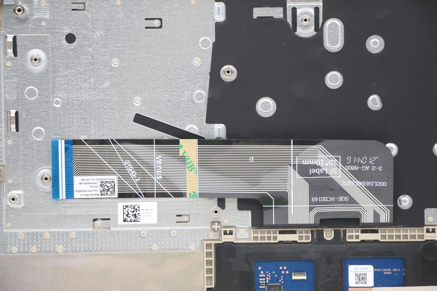 Lenovo Cover Upper Case Asm_Uke L82H7 - 5CB1C04571