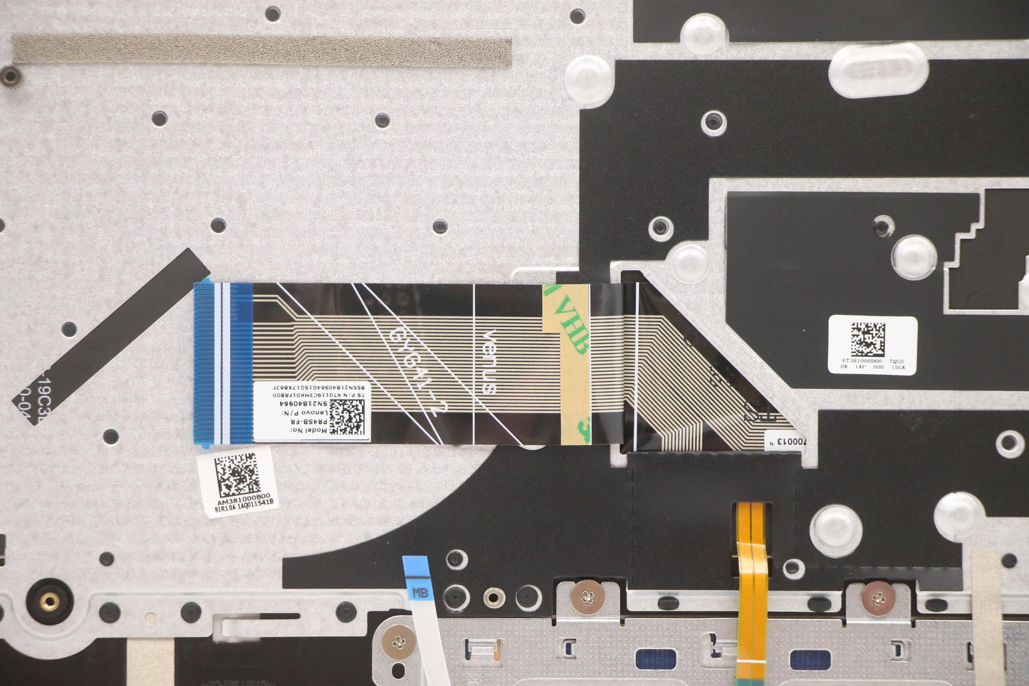 Lenovo Cover Uppercaseasm_Fra C82L3 C - 5CB1C04868
