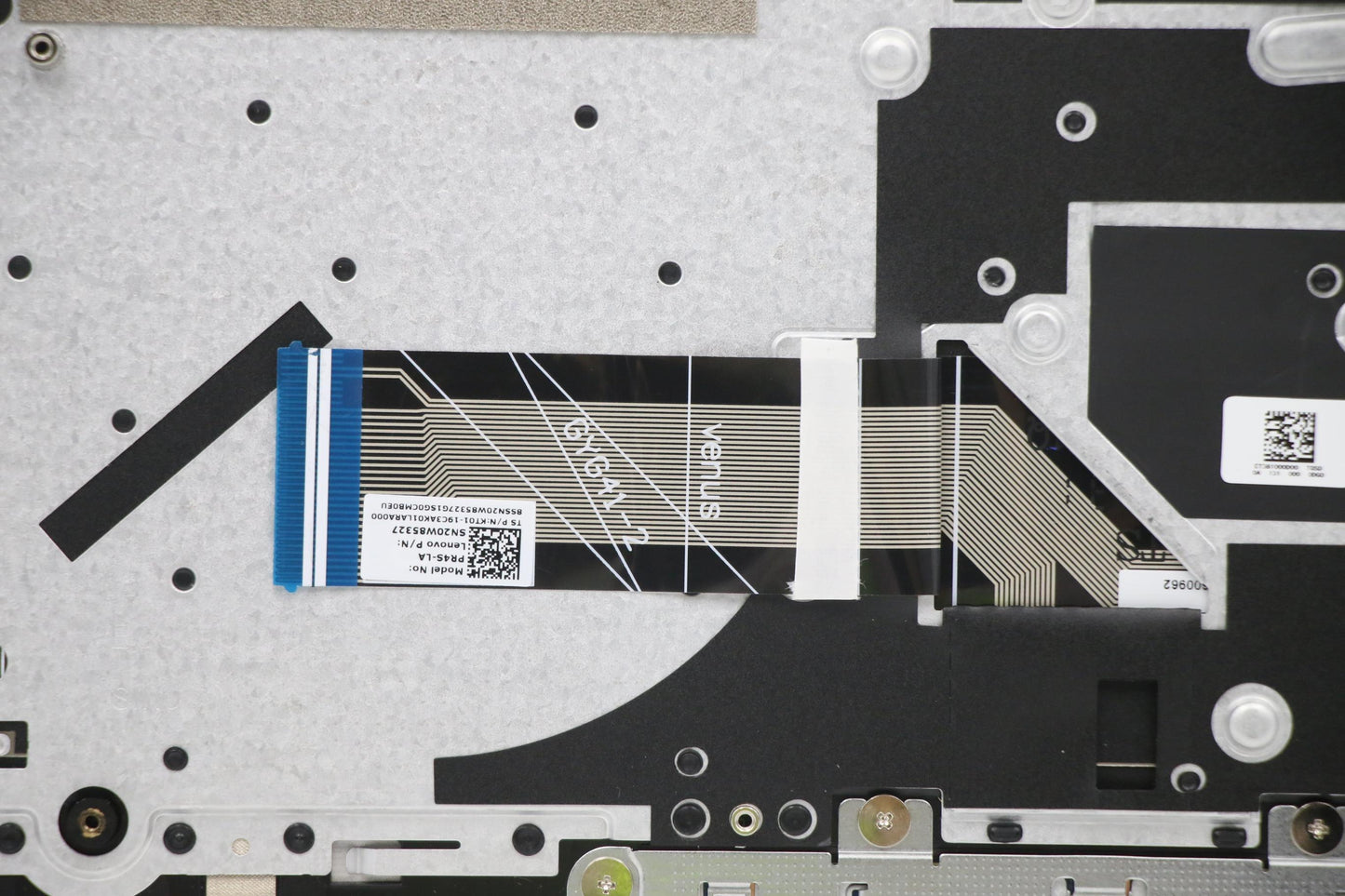 Lenovo Cover Uppercaseasm_La Spa C82L - 5CB1C04960