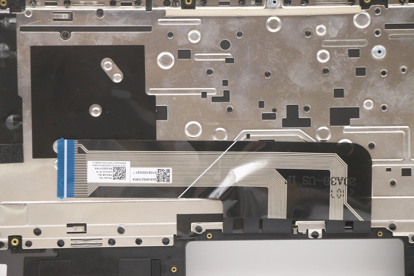 Lenovo Cover Upper Case Asm_Rus H 82C - 5CB1C15033