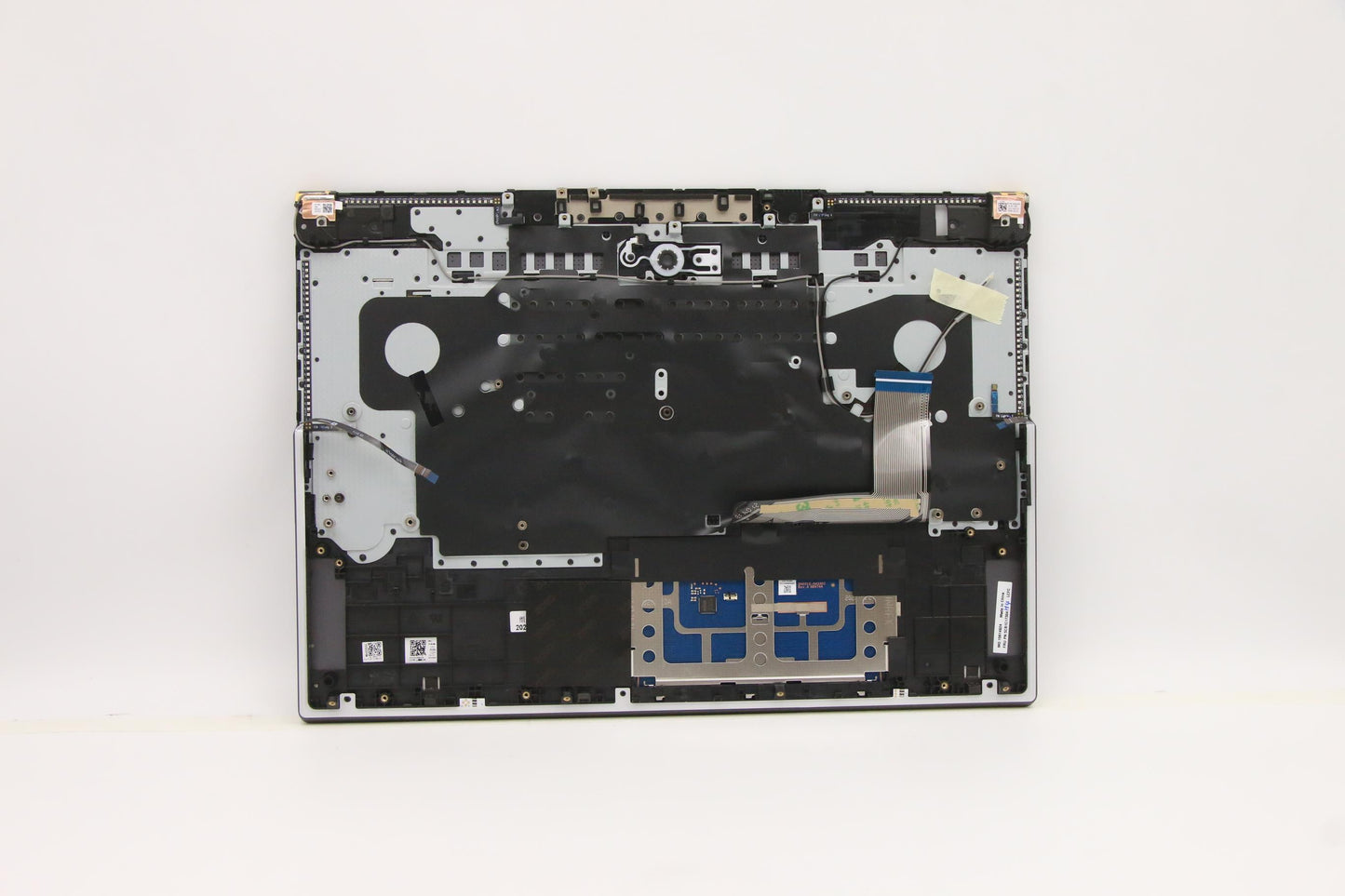 Lenovo Cover Upper Case Asm_Ara L82M0 - 5CB1C17304