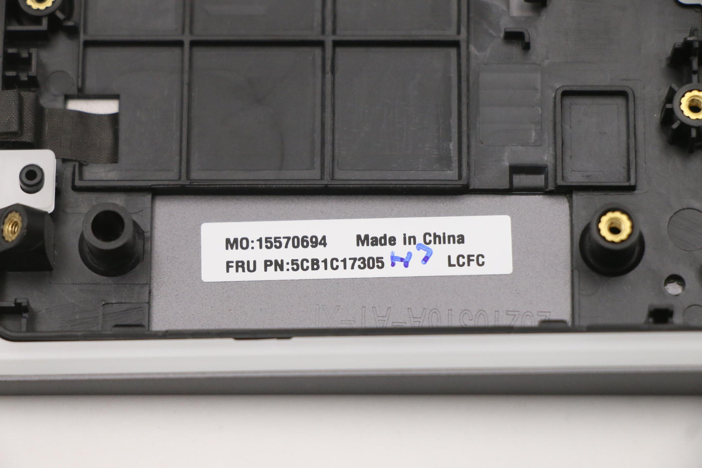 Lenovo Cover Upper Case Asm_Bel L82M0 - 5CB1C17305