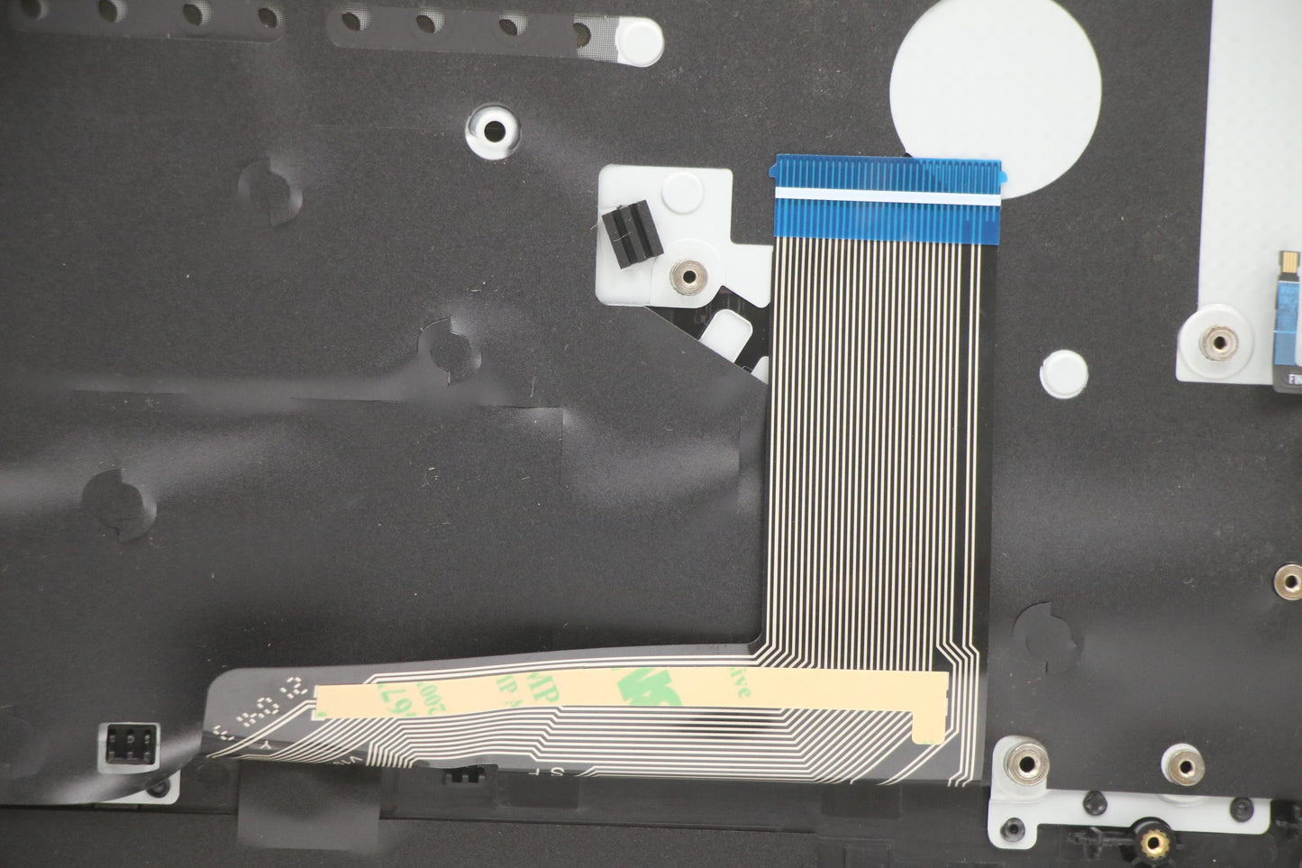 Lenovo Cover Upper Case Asm_Bul L82M0 - 5CB1C17307