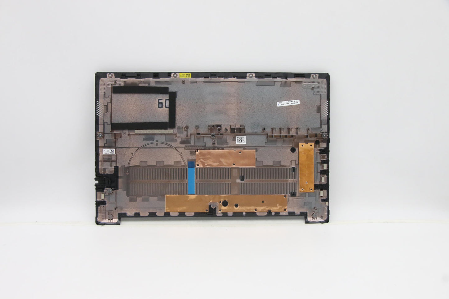 Lenovo Cover Lower Case L 82Kd Blk_Hd - 5CB1C19215