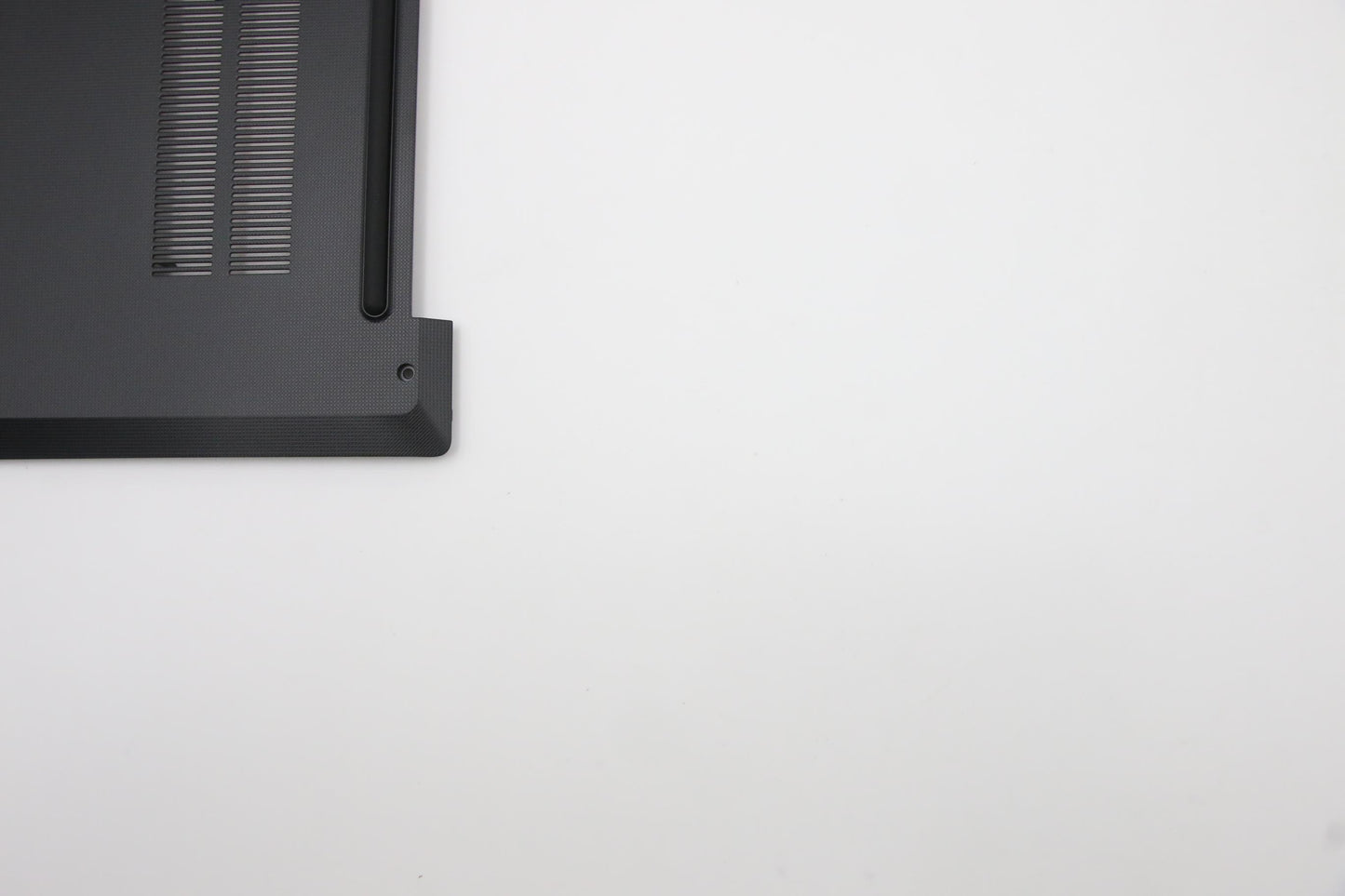 Lenovo Cover Lower Case L 82Kd Blk_Hd - 5CB1C19215