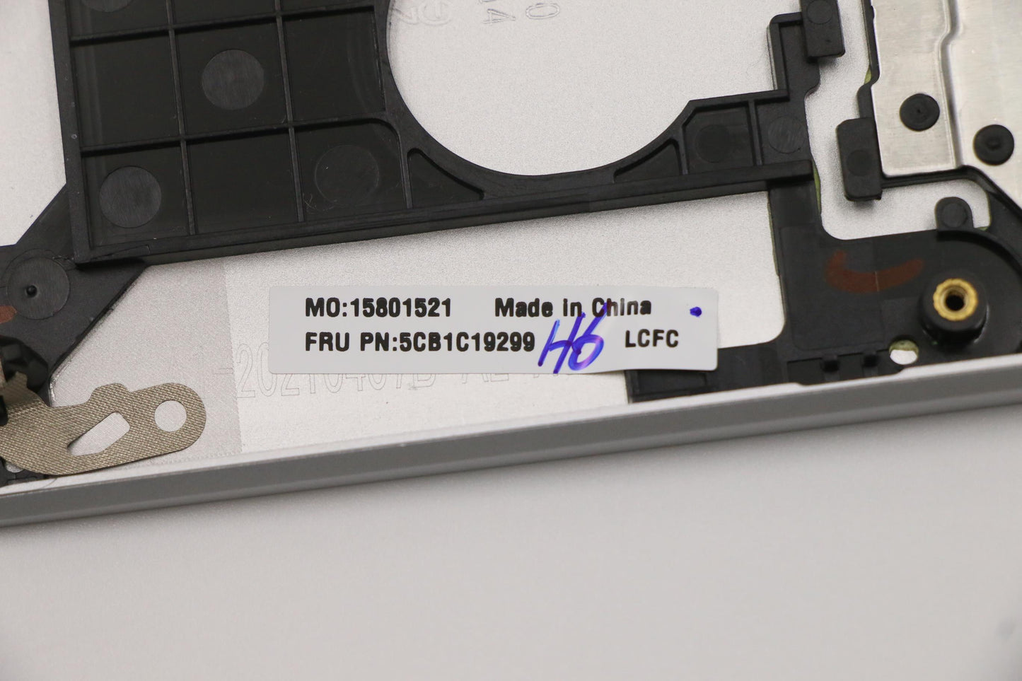 Lenovo Cover Upper Case Asm_Ital82Nc - 5CB1C19299