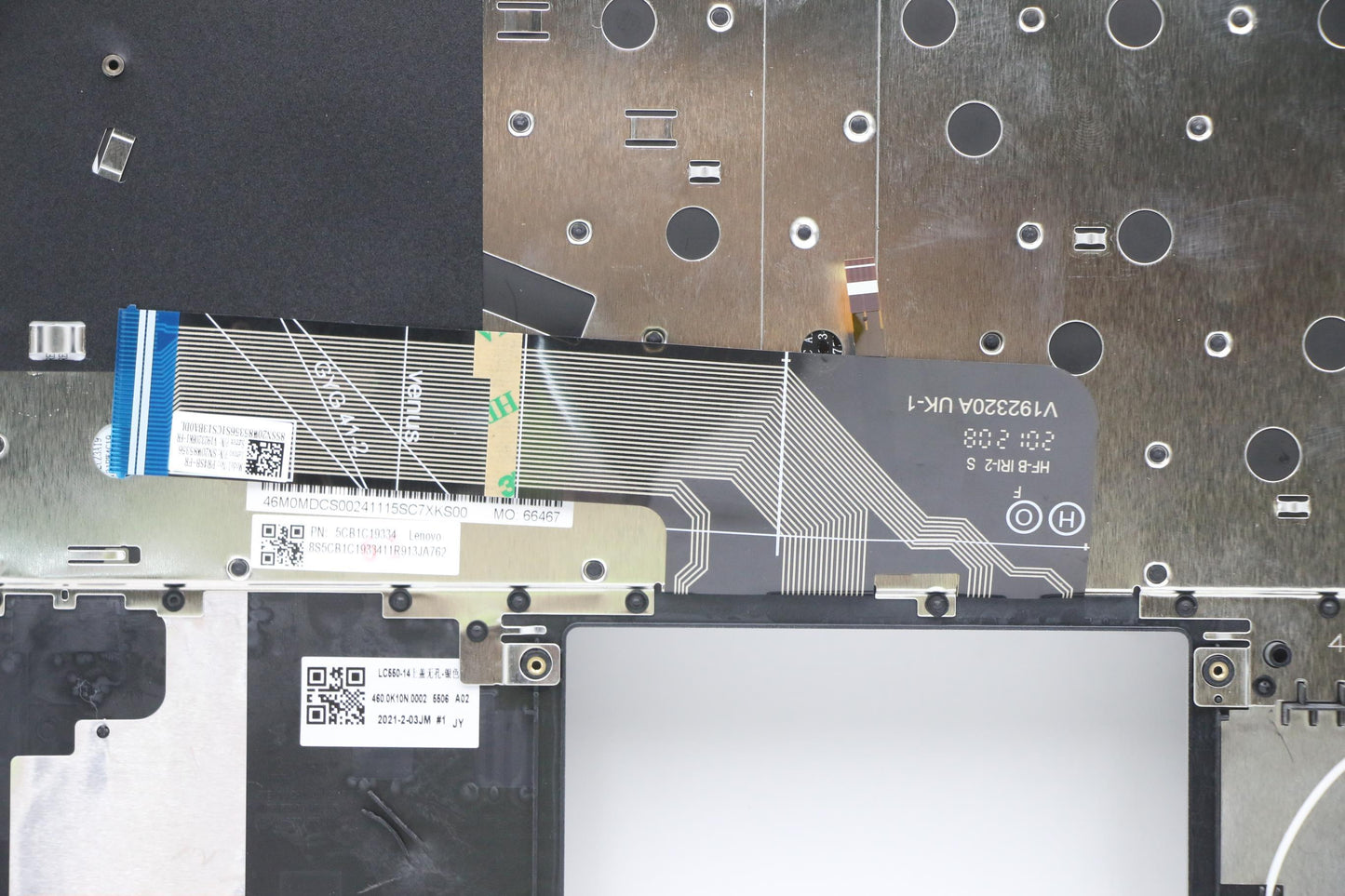 Lenovo Cover Upper Case Asm_Fr W 82Hu - 5CB1C19334