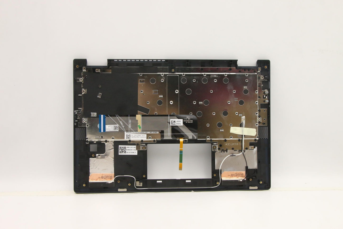 Lenovo Cover Upper Case Asm_Thai W 82 - 5CB1C67898