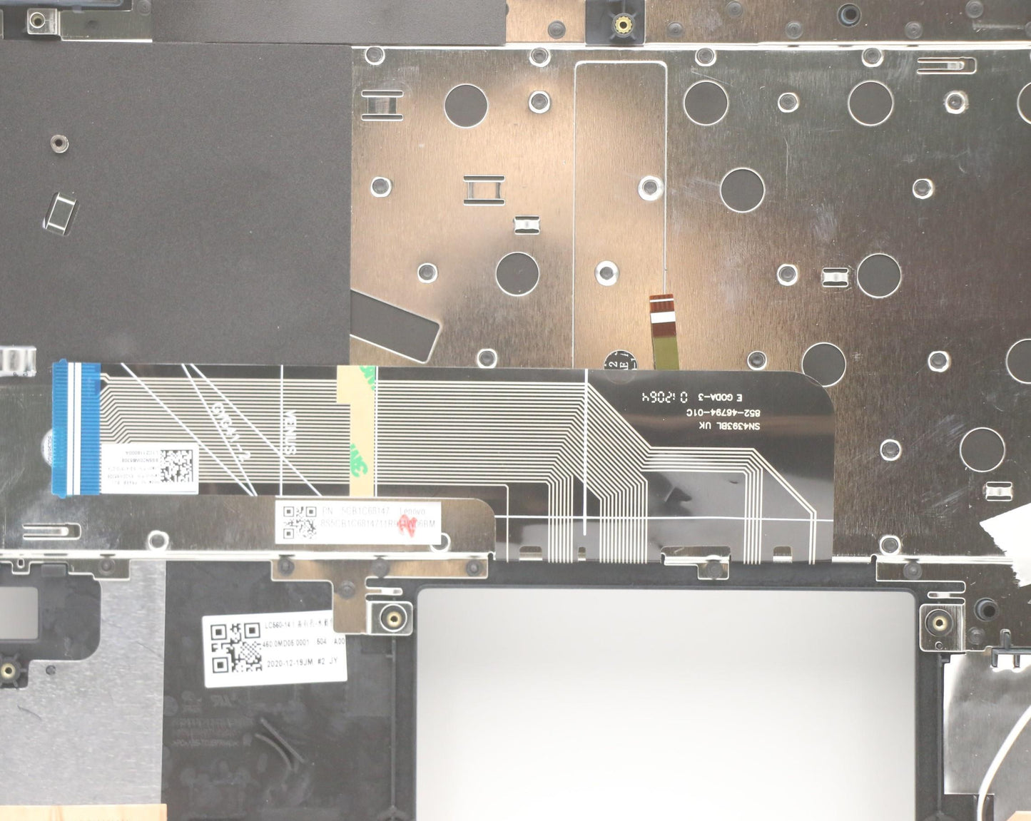 Lenovo Cover Upper Case Asm_Bul W 82H - 5CB1C68147