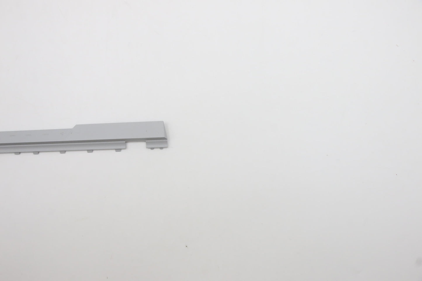 Lenovo Cover Strip Cover L 82Jq Prc S - 5CB1C68183