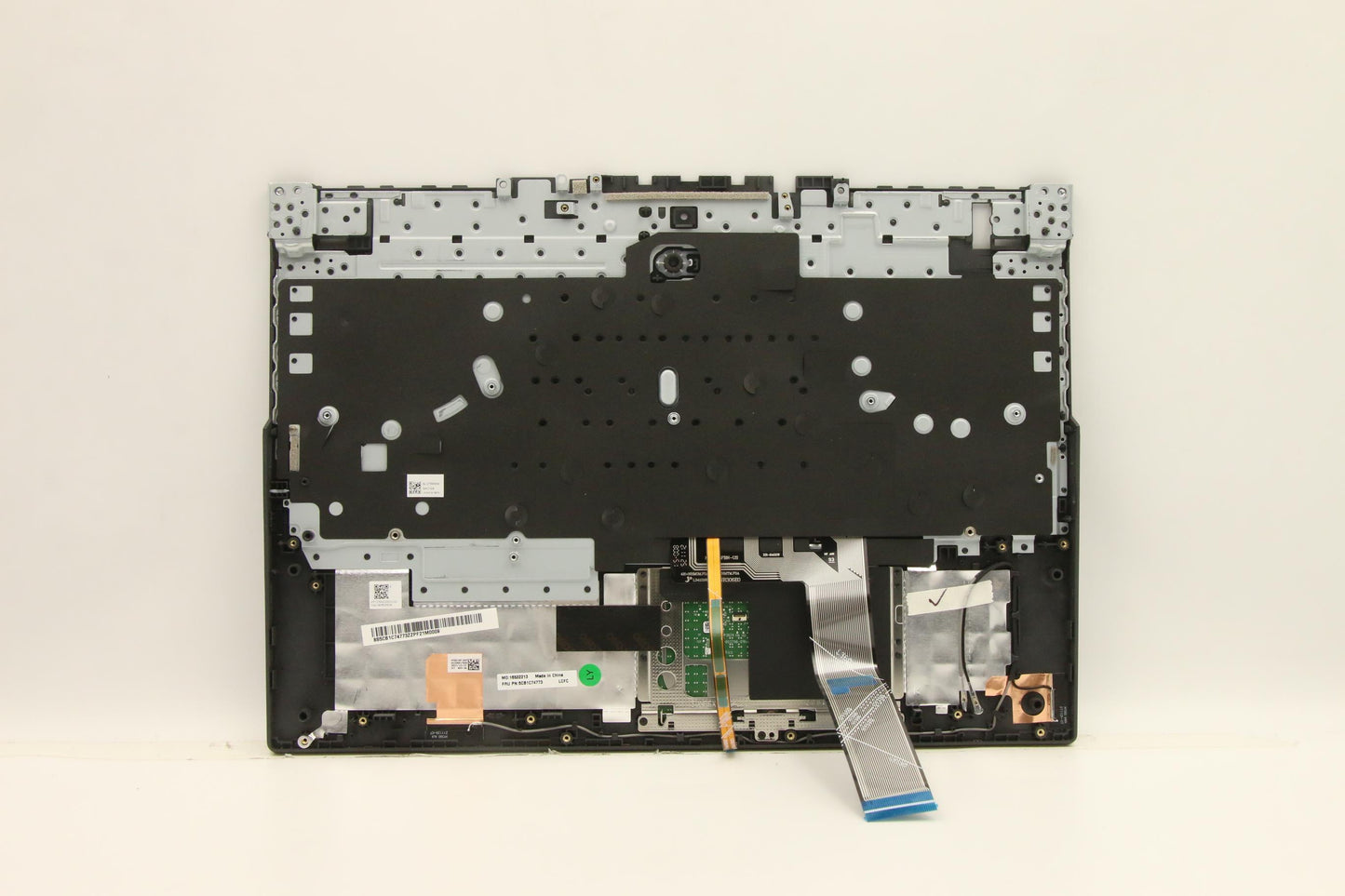 Lenovo Cover Upper Case Asm_Eng L82Ju - 5CB1C74773