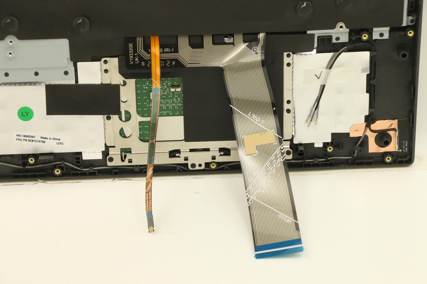 Lenovo Cover Upper Case Asm_Ger L82Ju - 5CB1C74780
