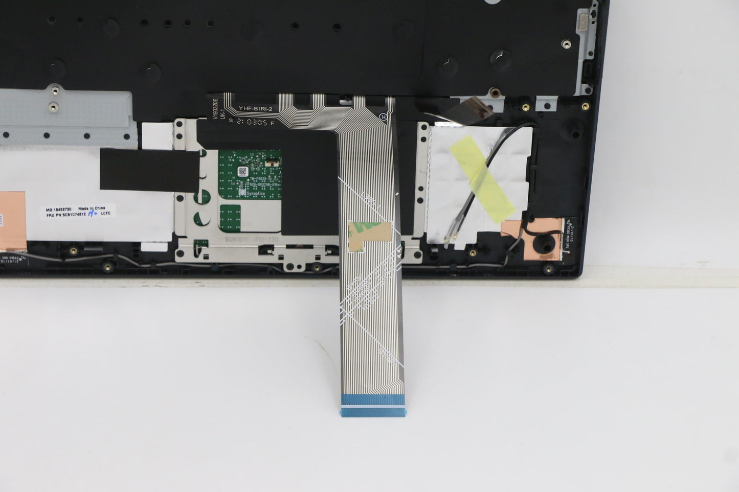 Lenovo Cover Upper Case Asm_Ger L82Ju - 5CB1C74812