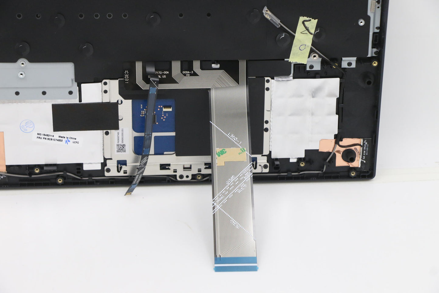 Lenovo Cover Upper Case Asm_Ara L82Ju - 5CB1C74832