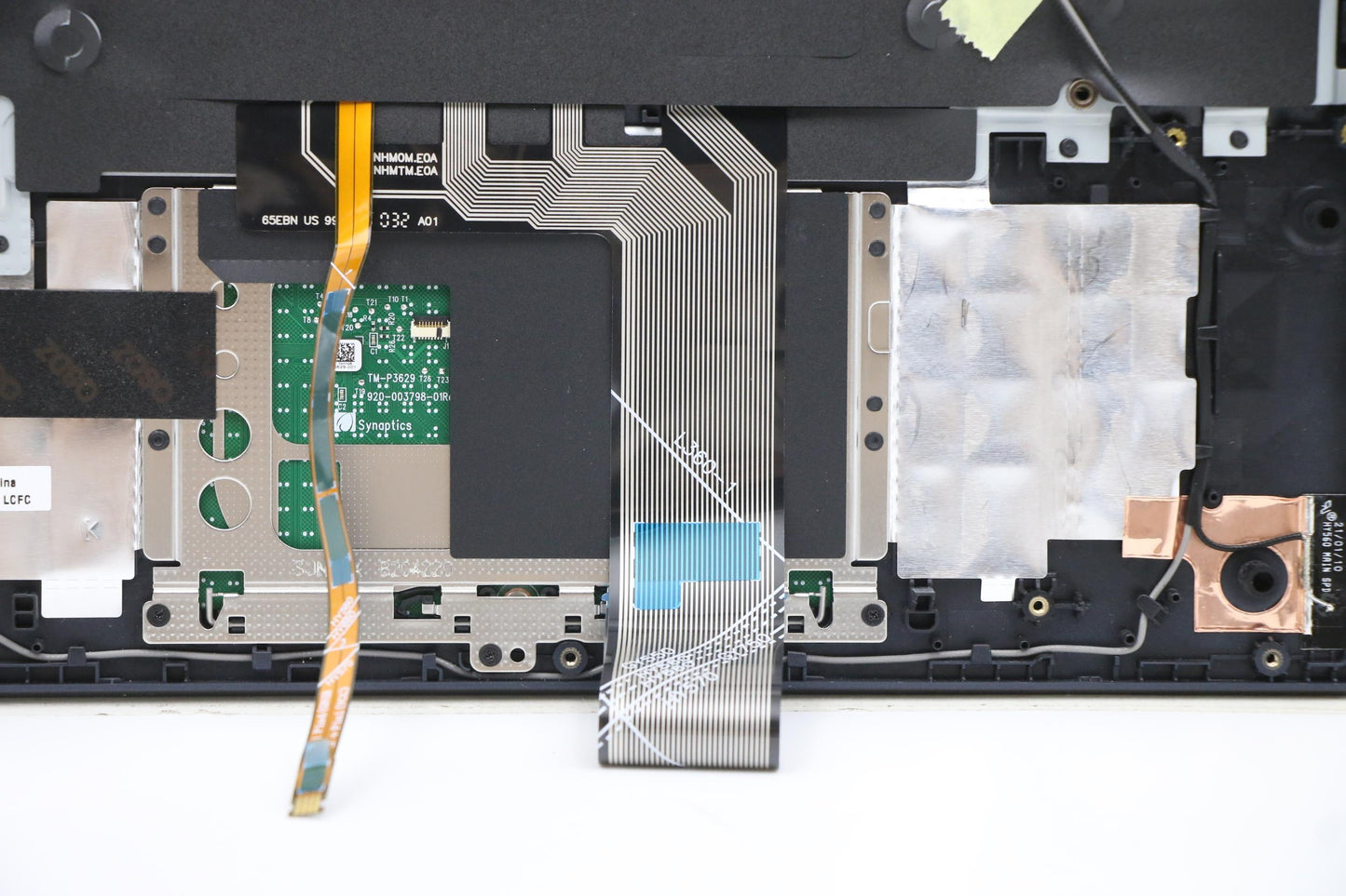 Lenovo Cover Upper Case Asm_Eng L82Ju - 5CB1C74837