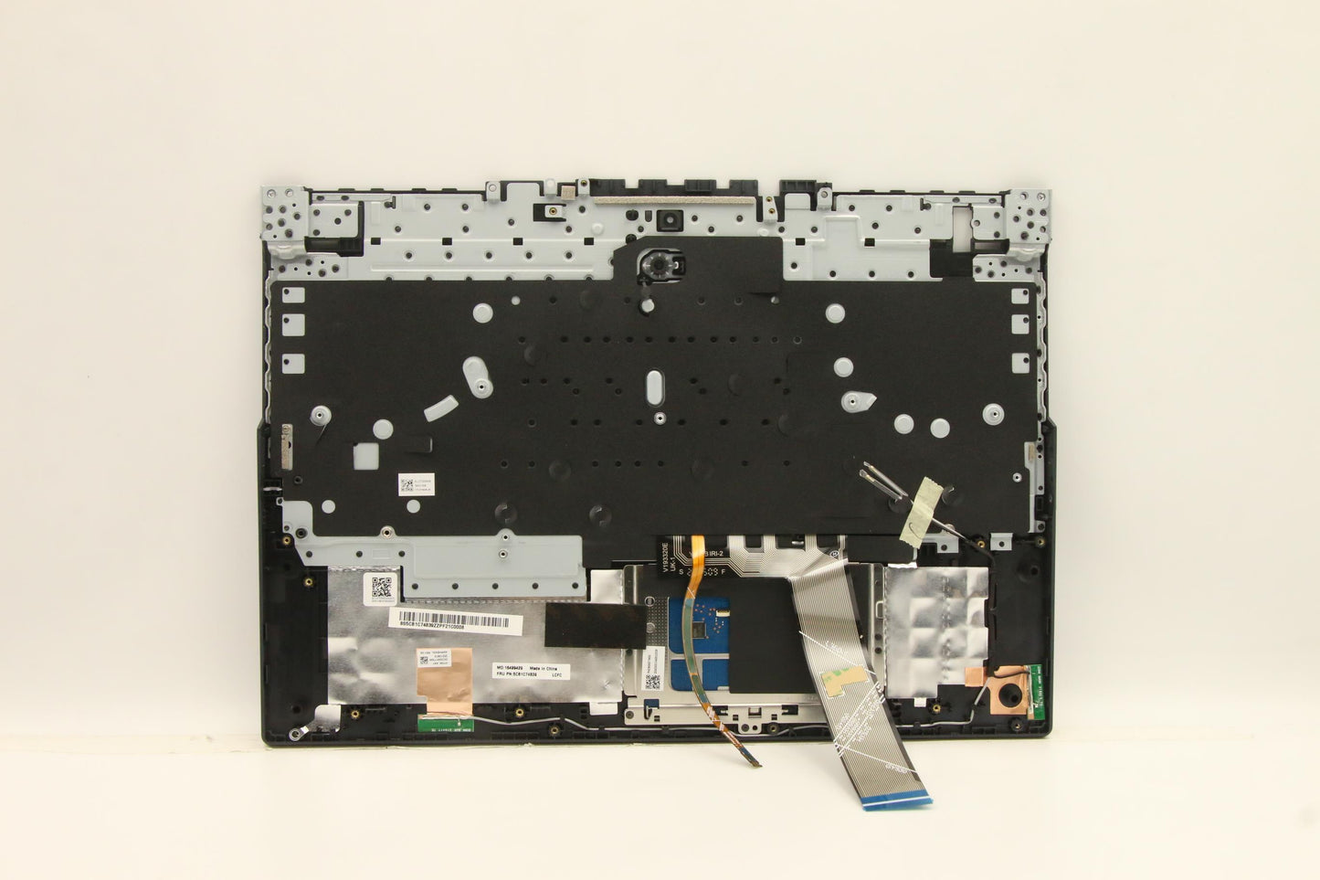 Lenovo Cover Upper Case Asm_Fra/Engl8 - 5CB1C74839