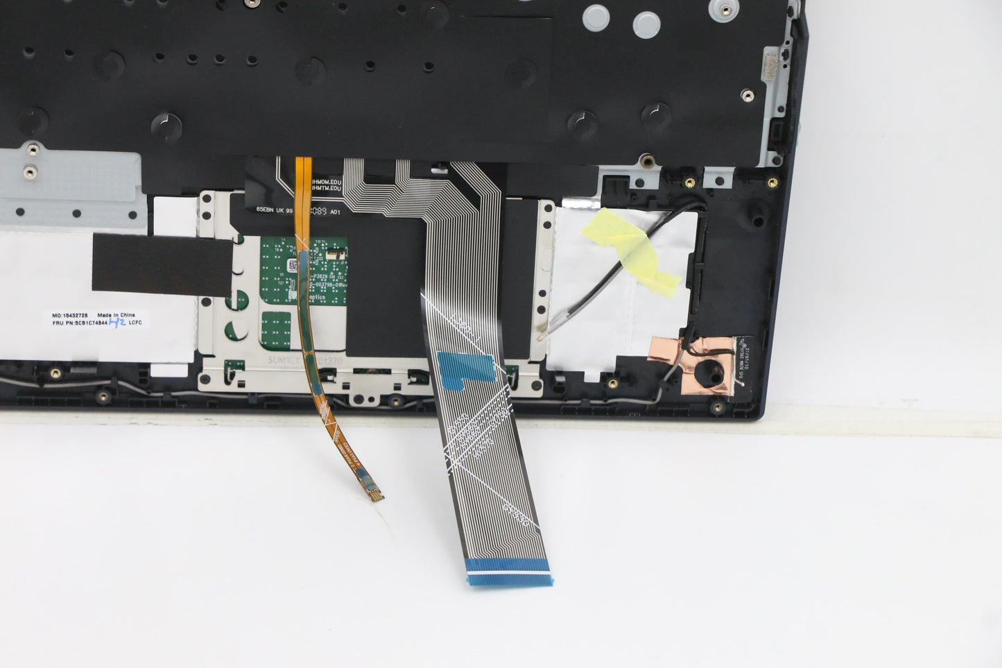 Lenovo Cover Upper Case Asm_Ger L82Ju - 5CB1C74844