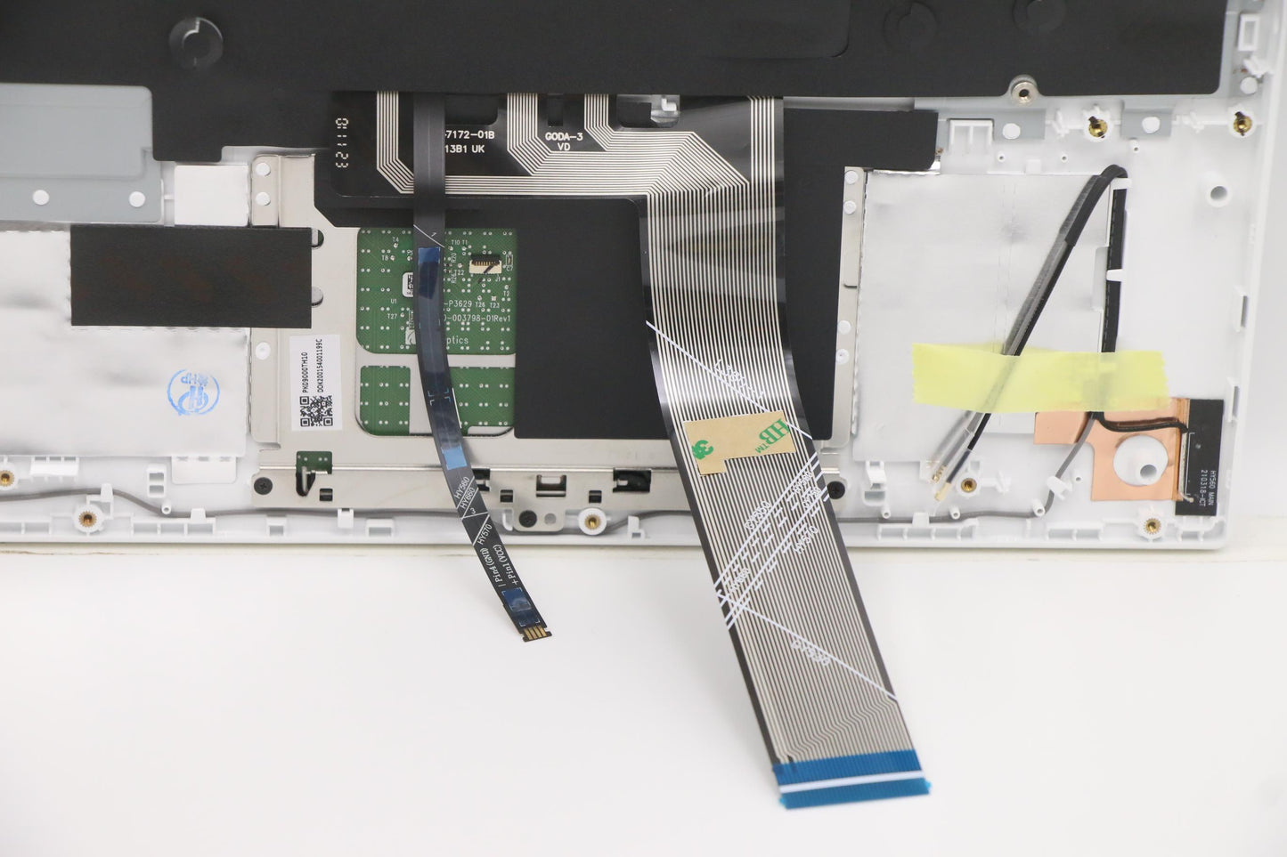 Lenovo Cover Upper Case Asm_Bel L82Ju - 5CB1C74865
