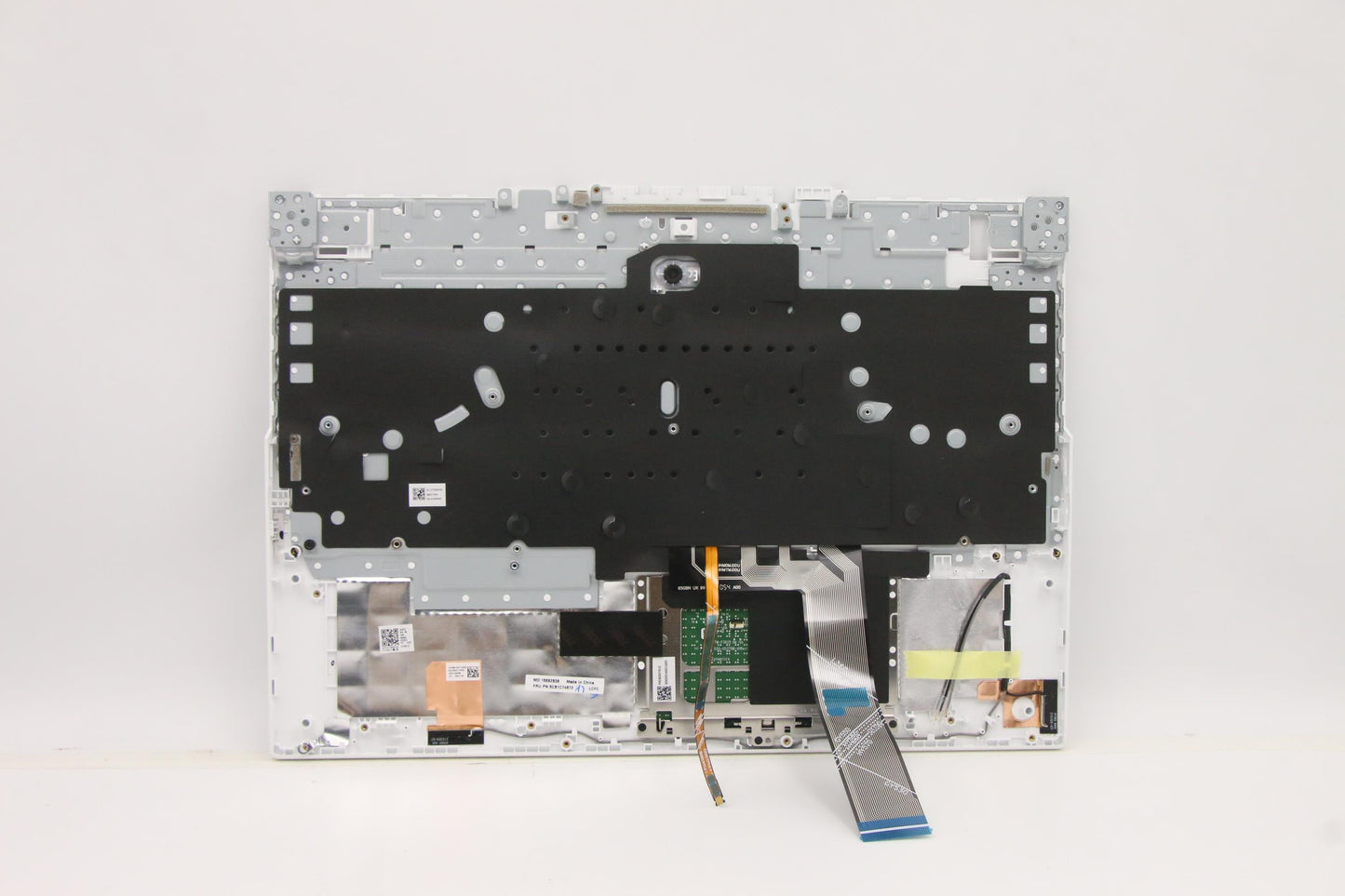Lenovo Cover Upper Case Asm_Uke L82Ju - 5CB1C74872