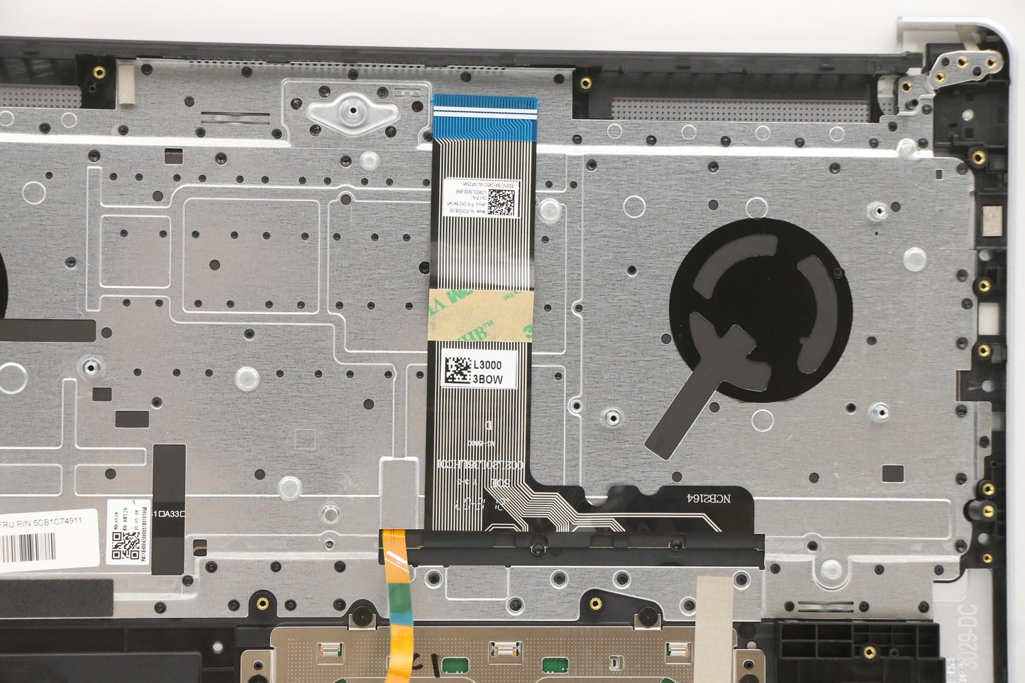Lenovo Cover Upper Case Asm_Ger H82L5 - 5CB1C74911